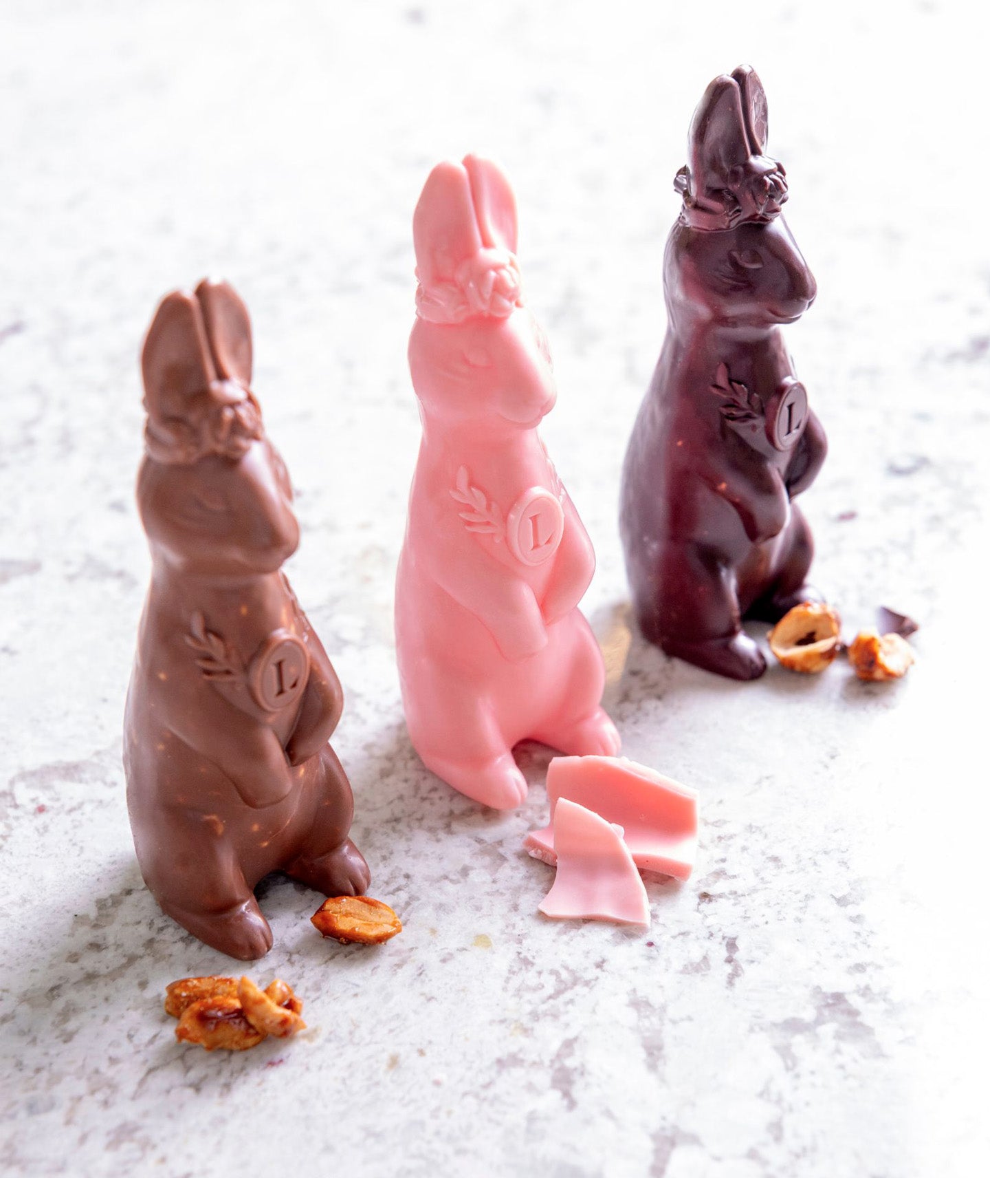 « LALA » le Lapin - Chocolat au lait & Cacahuètes