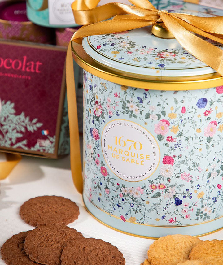 Assortiment sablés natures et tout chocolat - Seau métal Bouquet sauvage