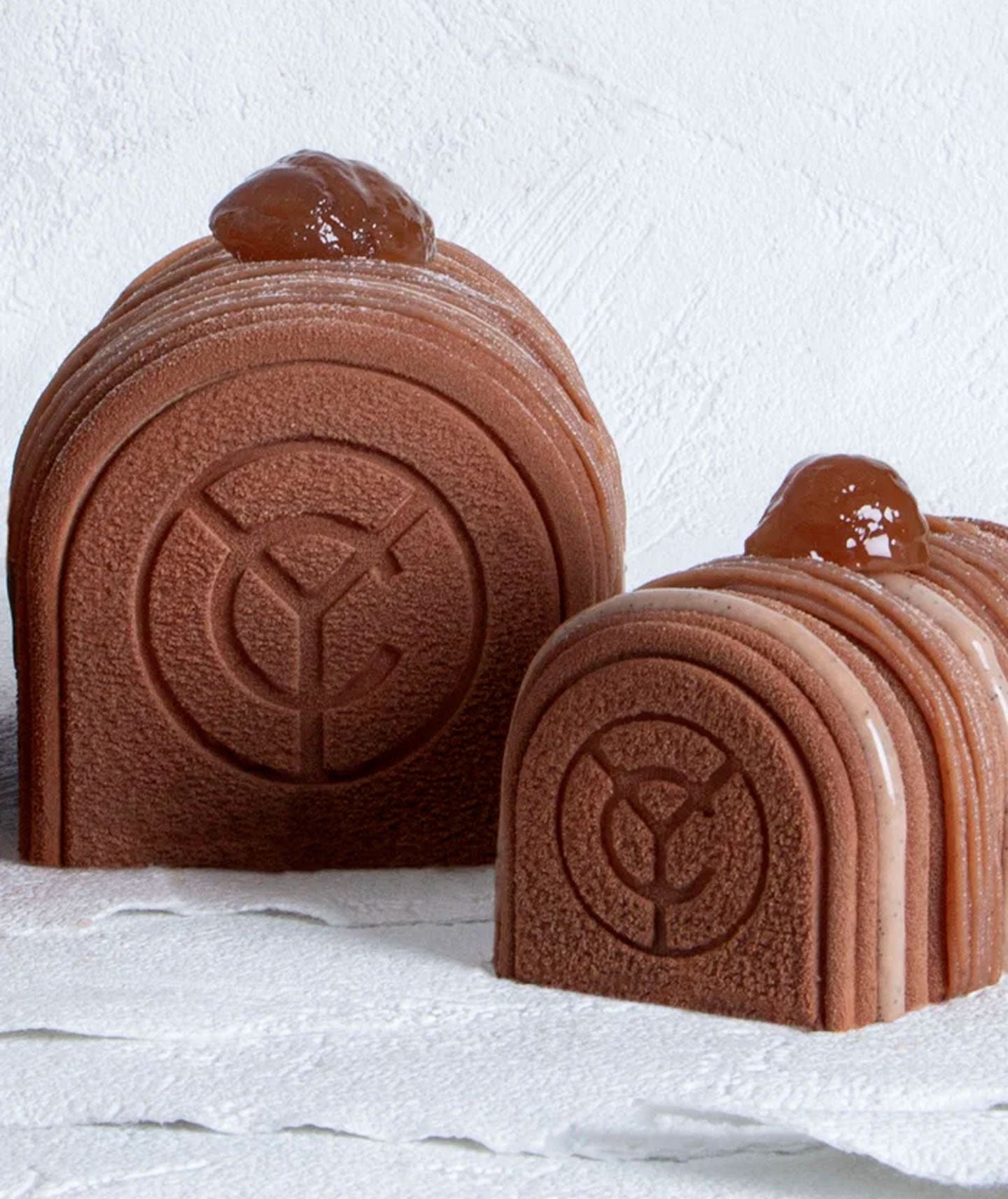 Bûche Mont Blanc 6 personnes - Exclusivité Galeries Lafayette