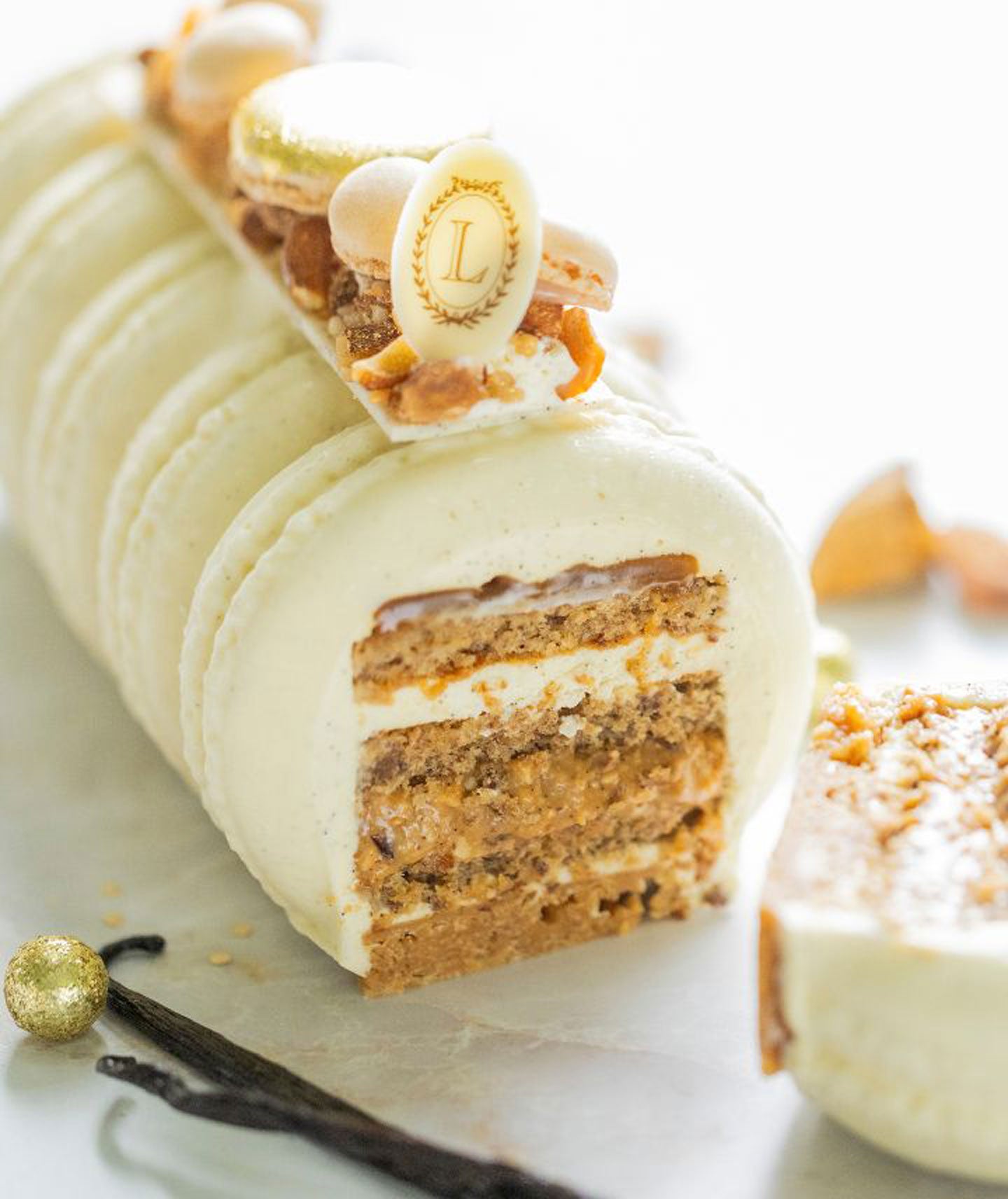 Bûche Amande vanille - 6 personnes