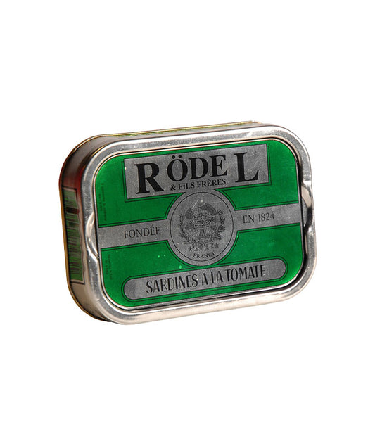Sardines à l'huile d'olive et à la tomate épicée 1/6 vue face aux Galeries Lafayette Le Gourmet