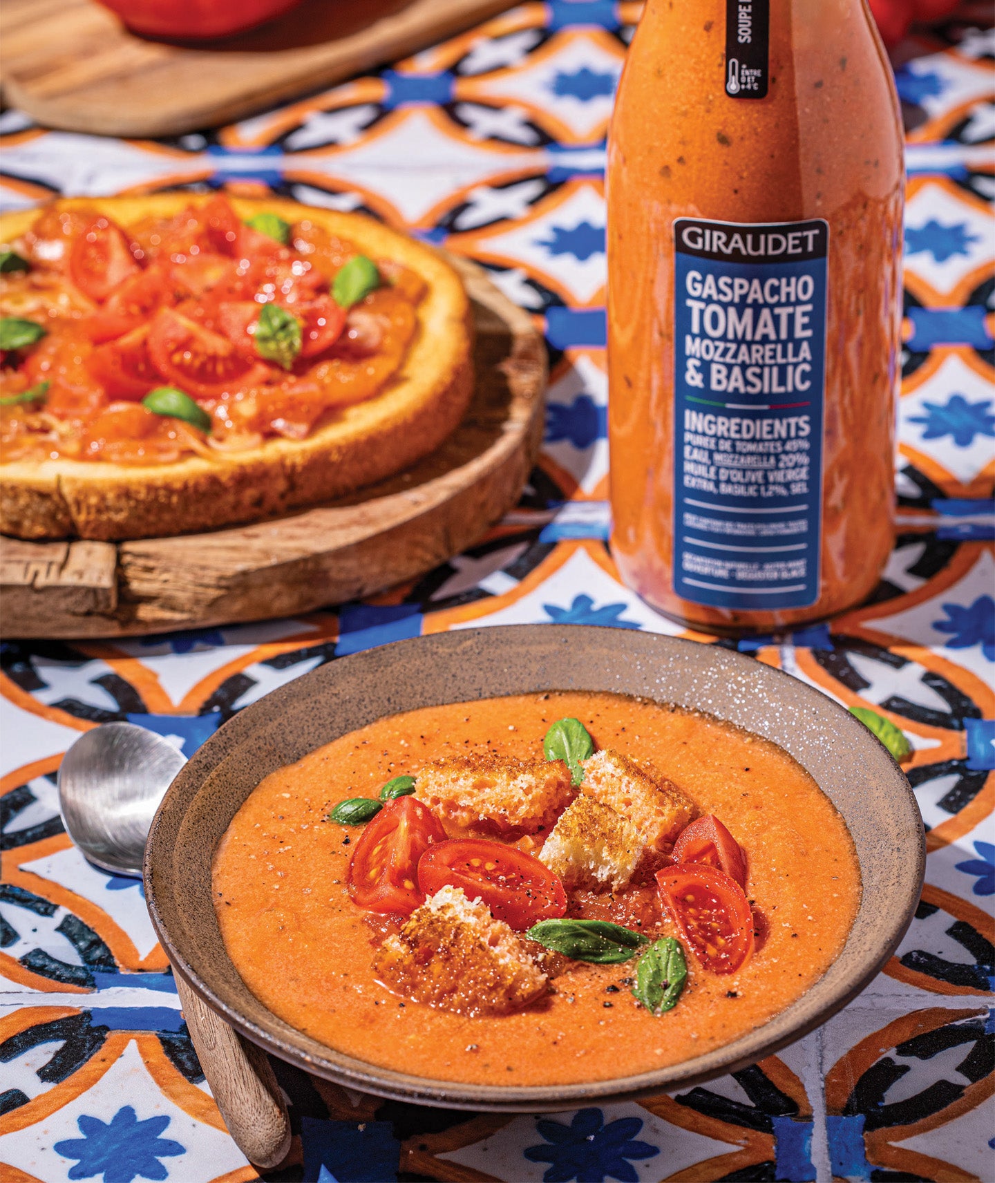 Gaspacho tomates mozzarella et basilic
