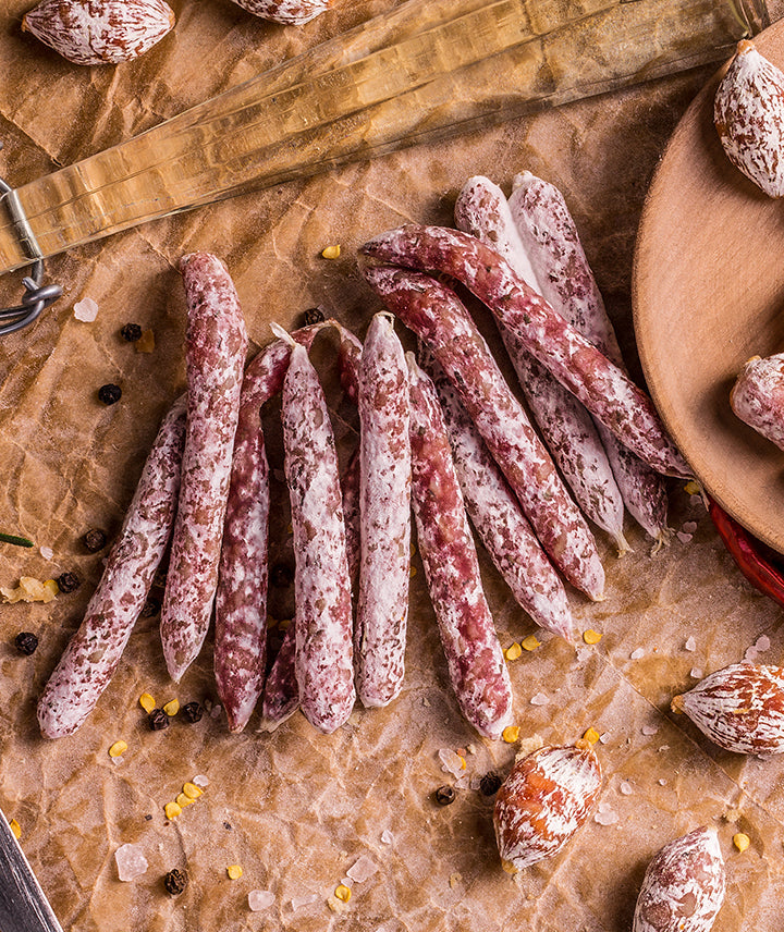 Saucisson sec aux noisettes