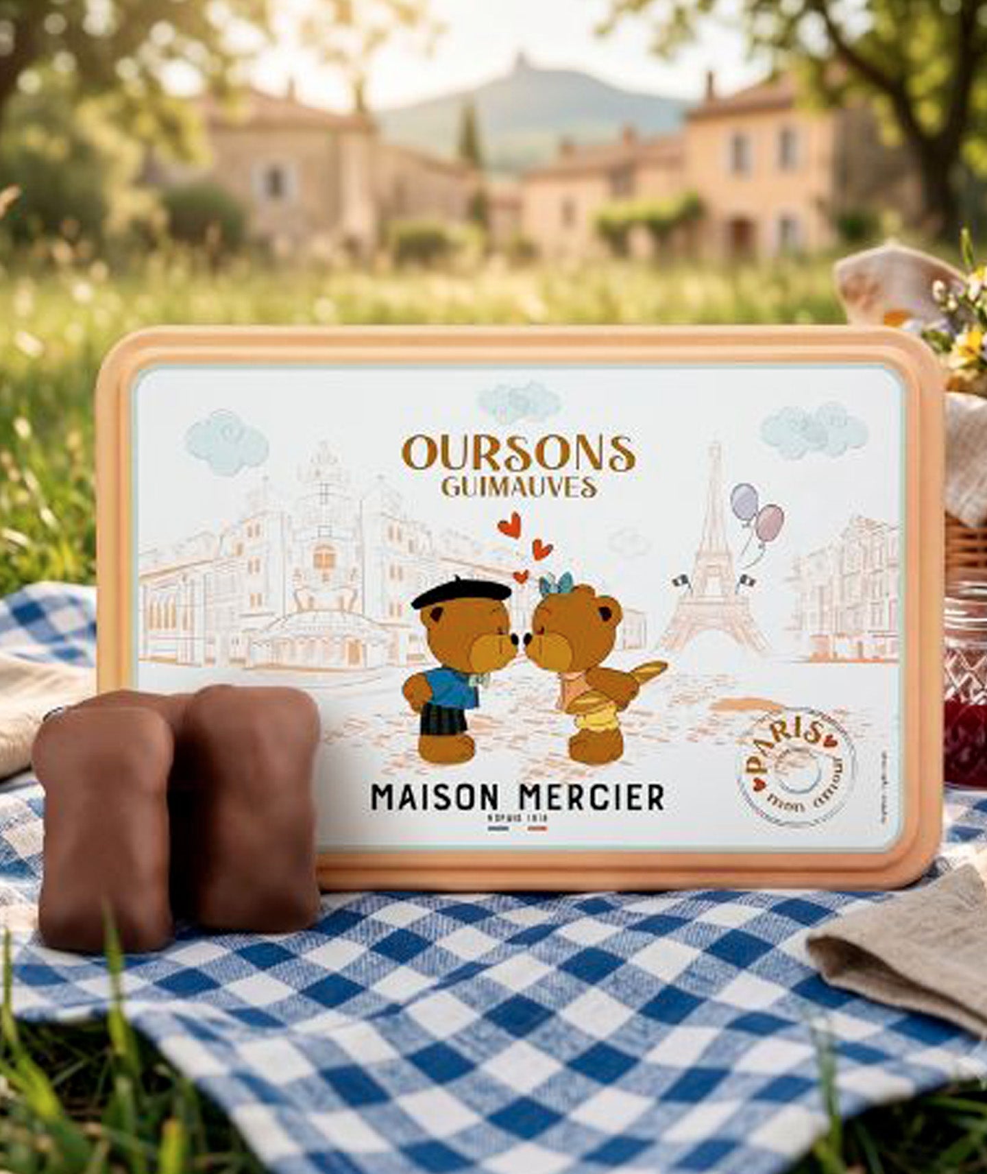 Boîte métal d'ourson guimauve "A Paris"