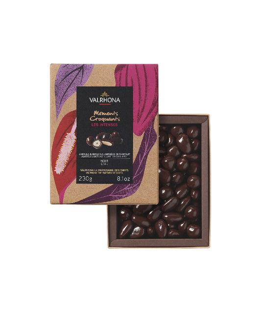 Coffret Equinoxe amandes et noisettes enrobées de chocolat noir