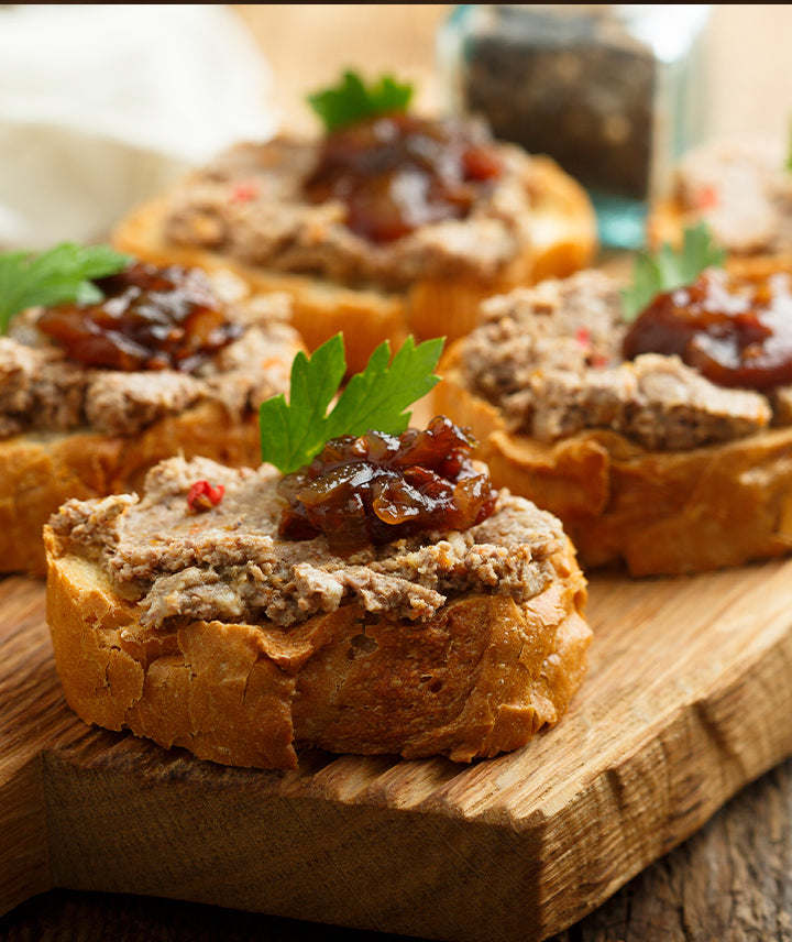 Pâté au foie de volaille et fines herbes