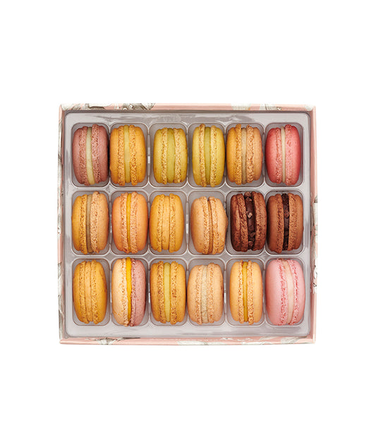 Coffret 18 macarons Saint-Valentin