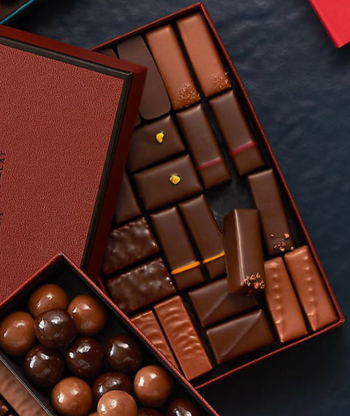 Coffret maison 24 chocolats noir et lait