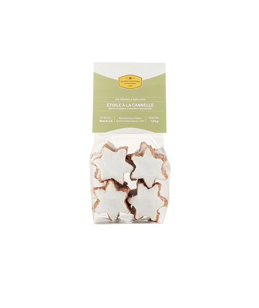 Biscuits moelleux à la cannelle en forme d’étoile