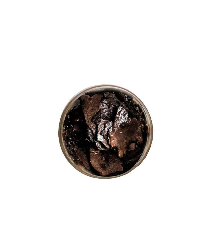 Brisures de truffes noires hachées finement