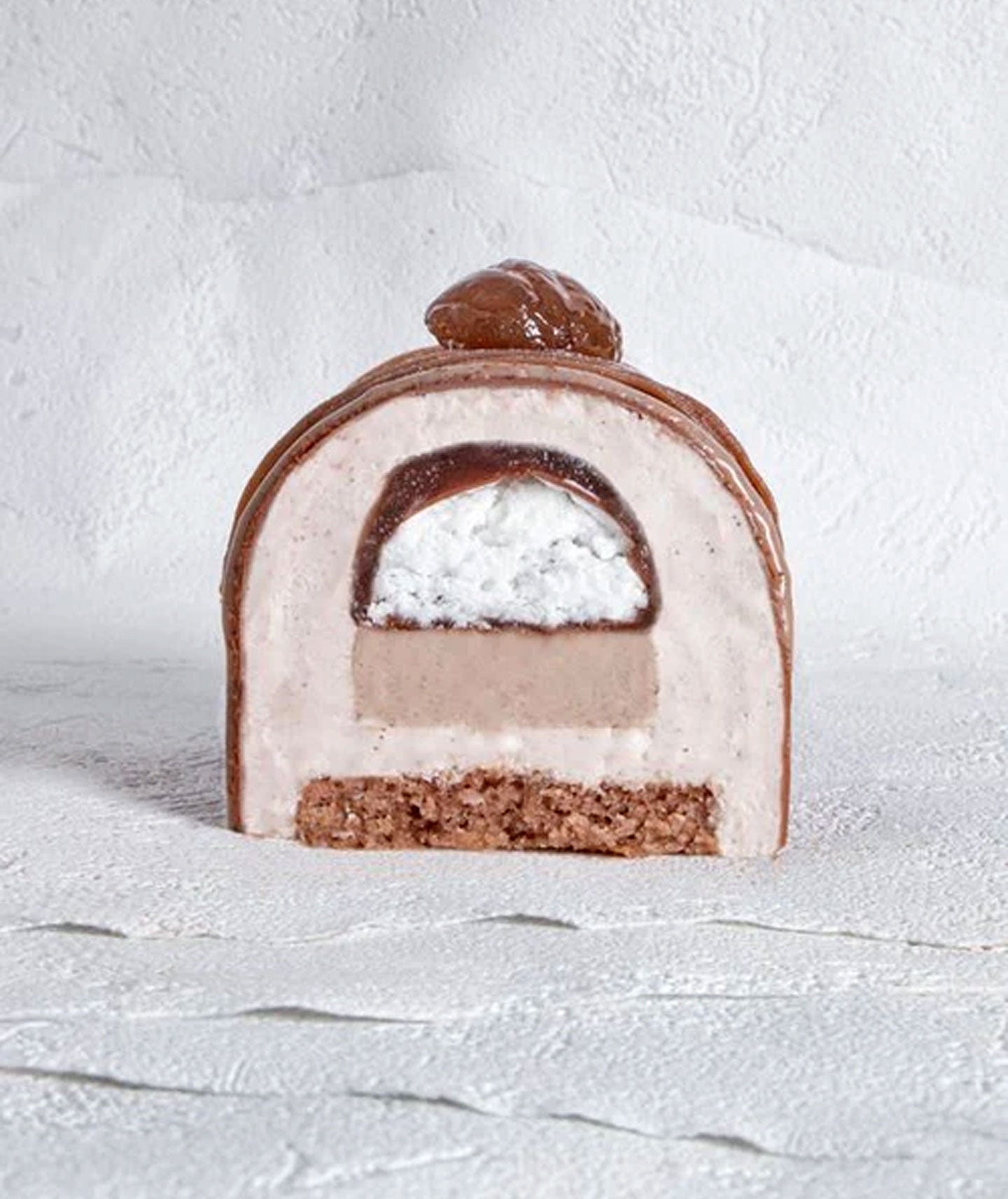 Bûche Mont Blanc 4 personnes - Exclusivité Galeries Lafayette