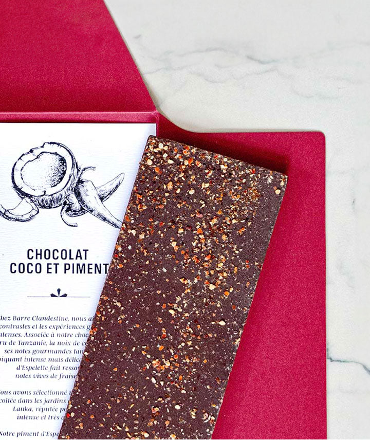 Chocolat noir à la noix de coco et piment d'Espelette