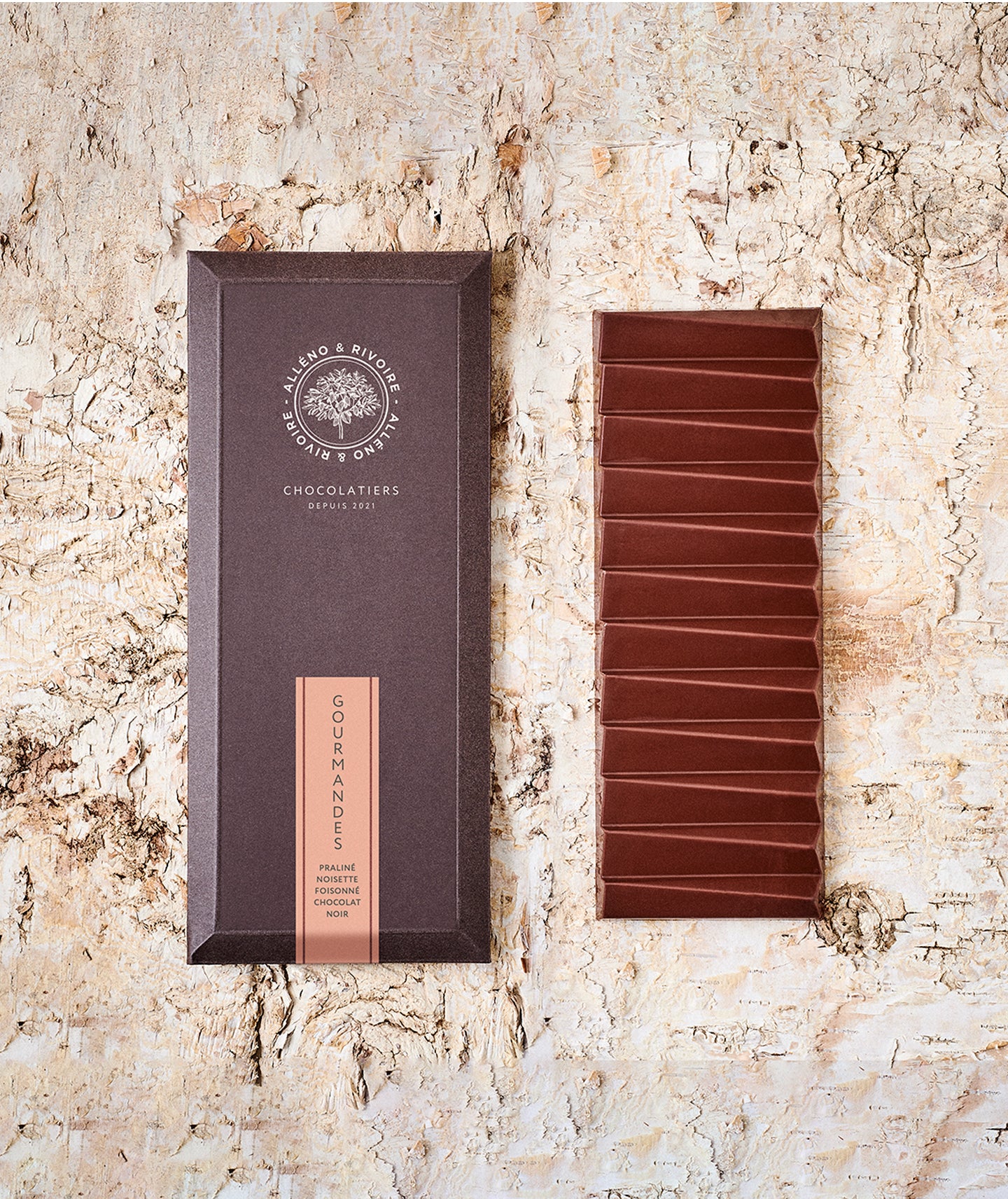 Tablette chocolat noir et praliné noisette foisonnée