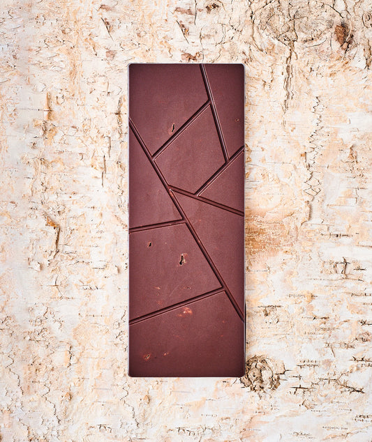 Tablette chocolat noir et meringue végétale acidulée