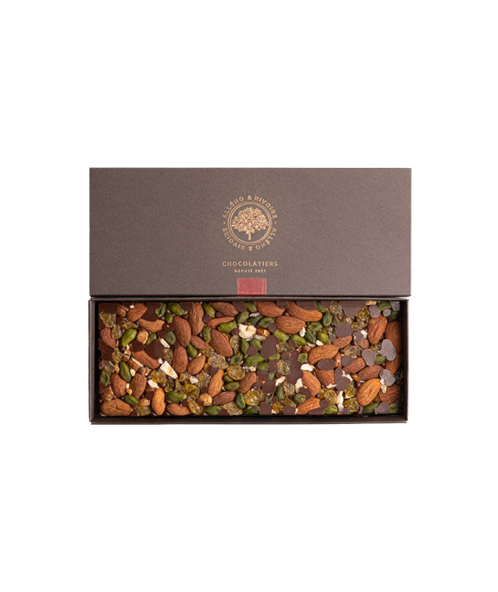 Mendiants chocolat noir et fruits secs torréfiés