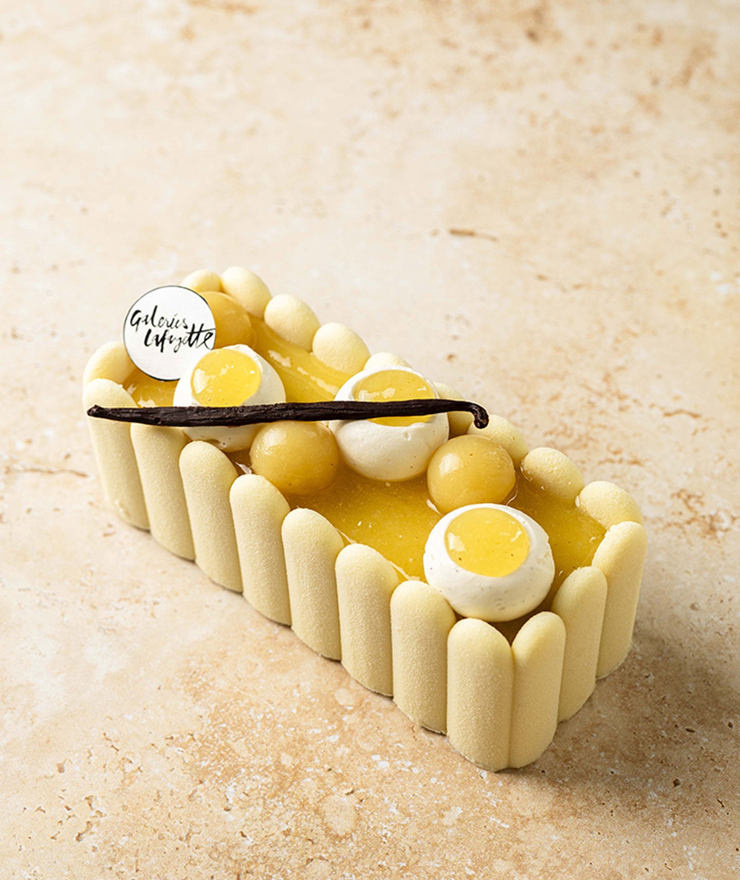 Bûche Poire Vanille - Exclusivité Galeries Lafayette
