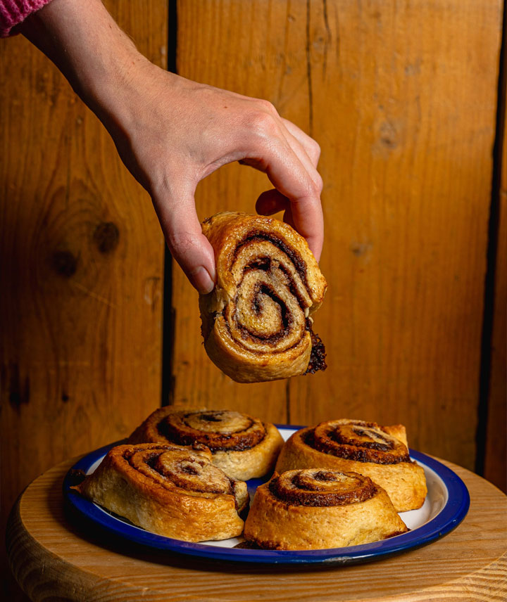 Préparation Cinnamon rolls de Noël
