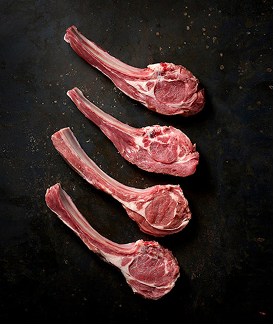 4 côtelettes découvertes d’agneau laiton