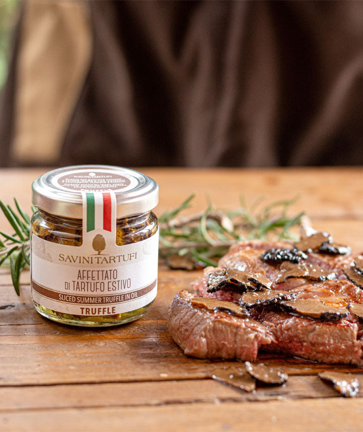 Lamelle de truffe d'été dans l'huile d'olive Tuber Aestivum Vitt