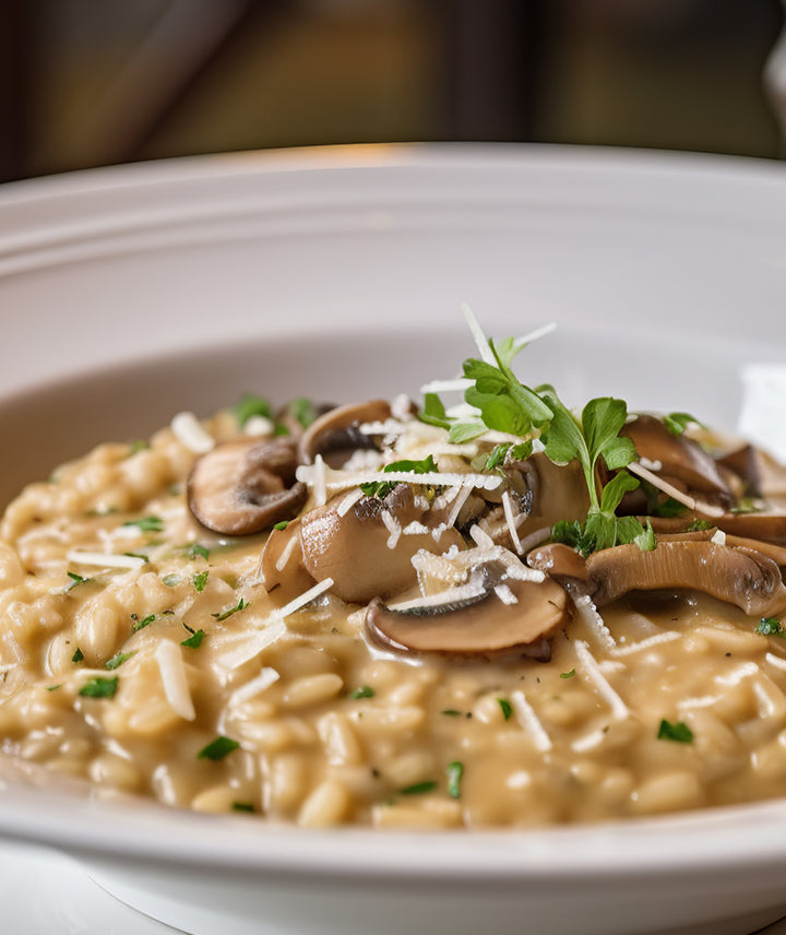 Risotto préparé aux cèpes